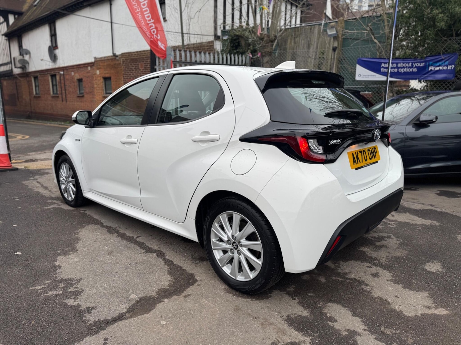 Used Toyota Yaris 2020 for sale - 77331416: Photo 7