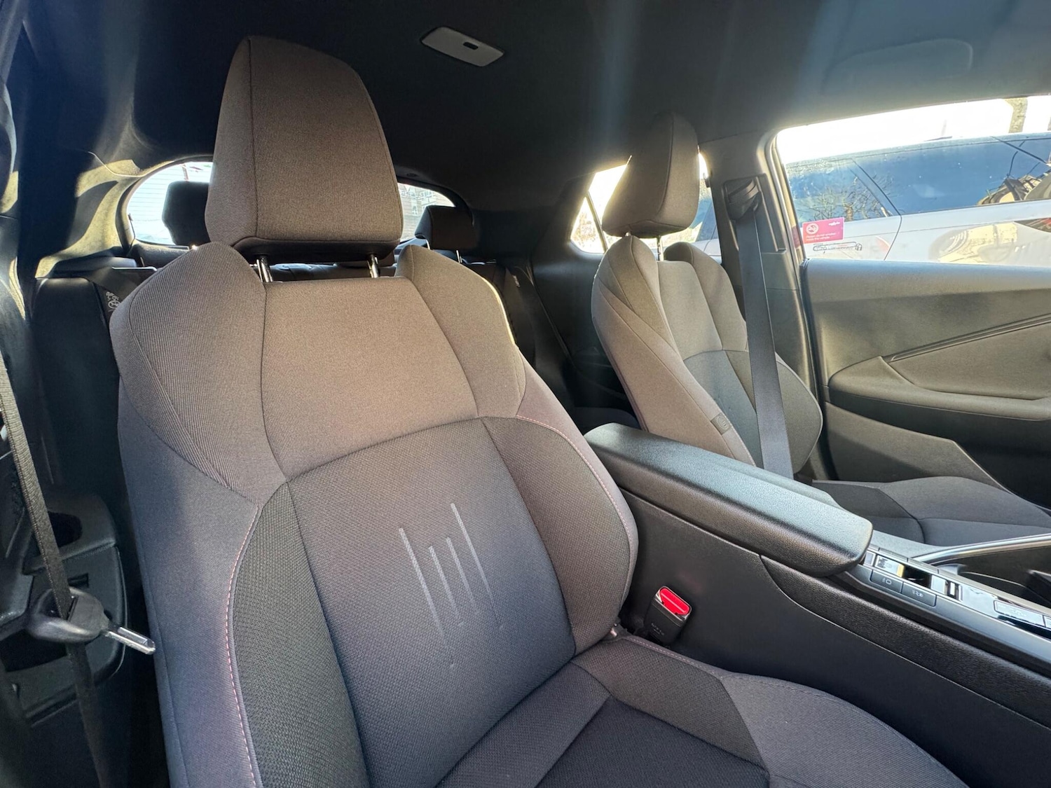 Used Toyota C-HR for sale - 77081816: Photo 12