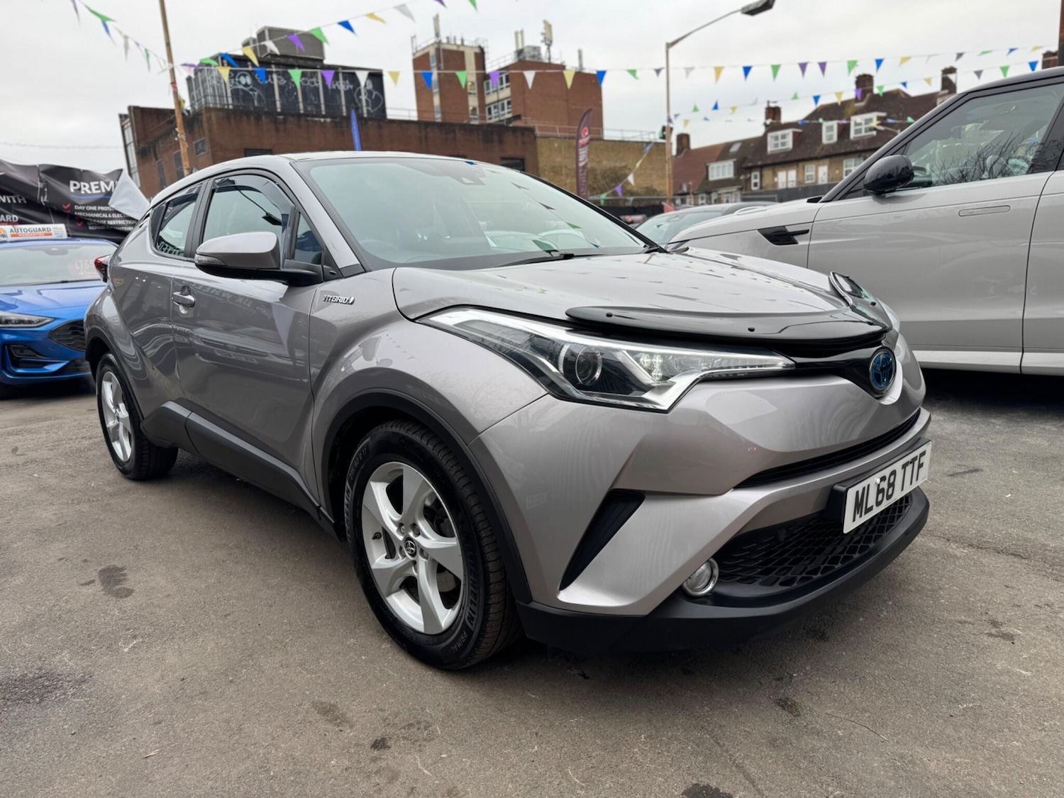 Used Toyota C-HR 2018 for sale - 77067103: Photo 9