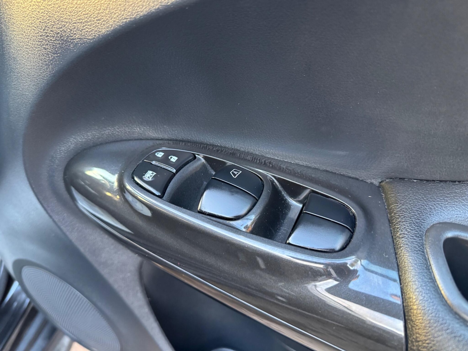 Used Nissan Juke 2018 for sale - 76952872: Photo 26