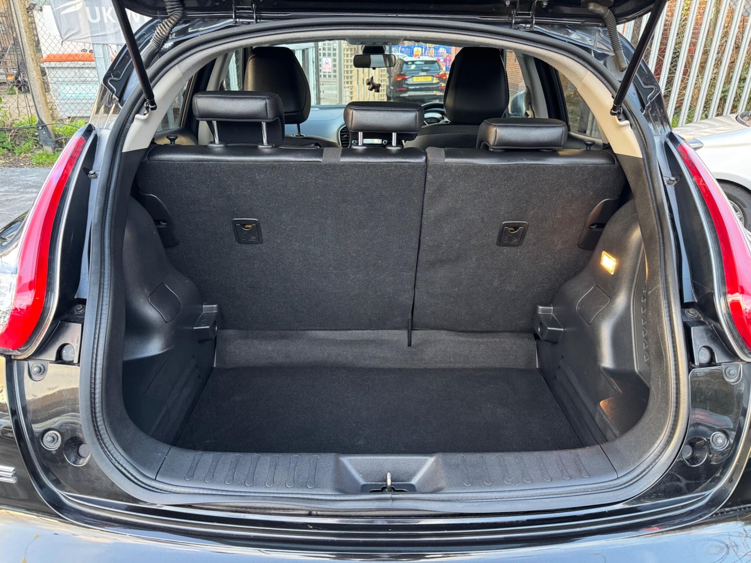 Used Nissan Juke 2018 for sale - 76952872: Photo 34