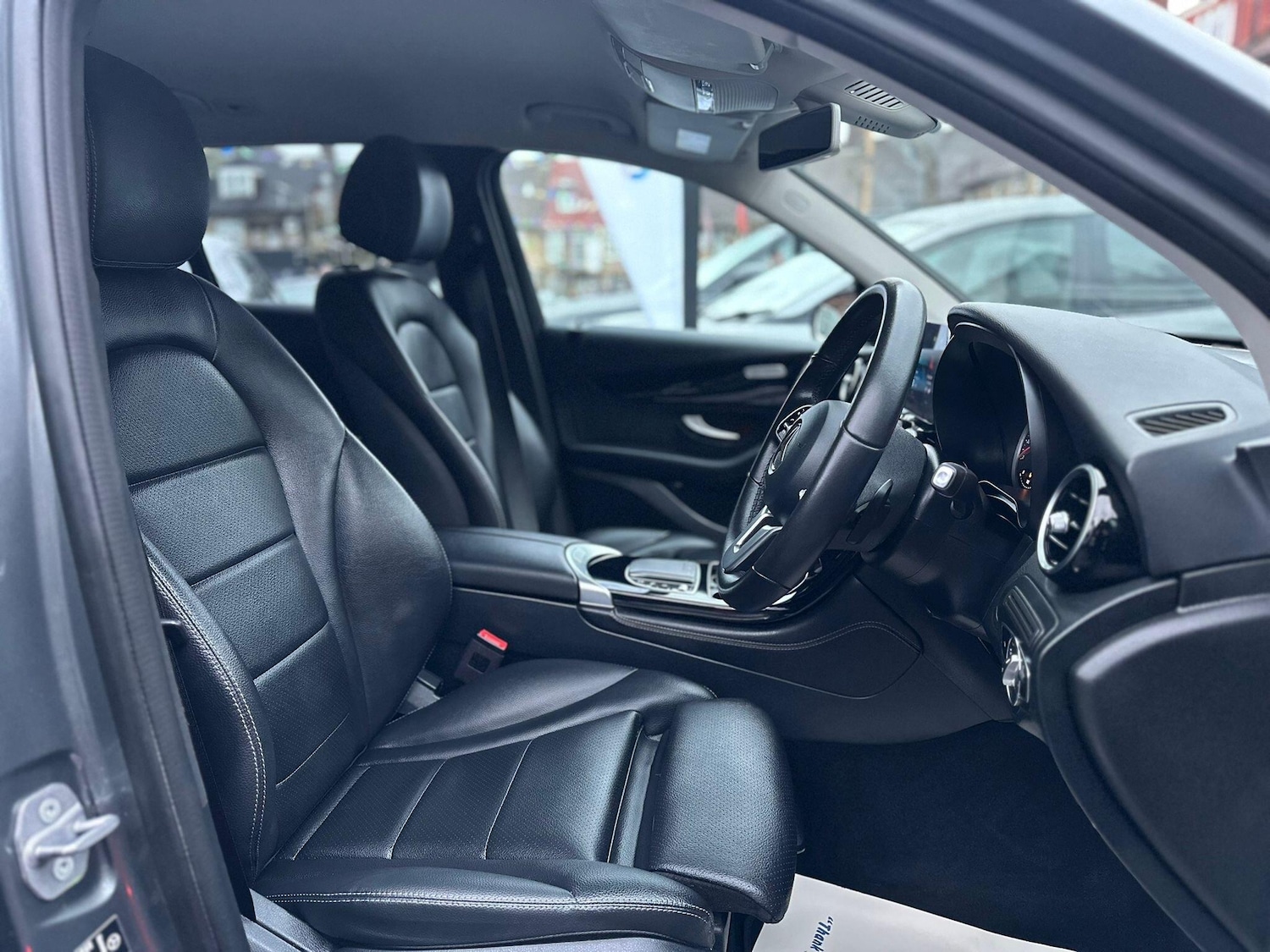 Used Mercedes-Benz GLC 2019 for sale - 76866293: Photo 14