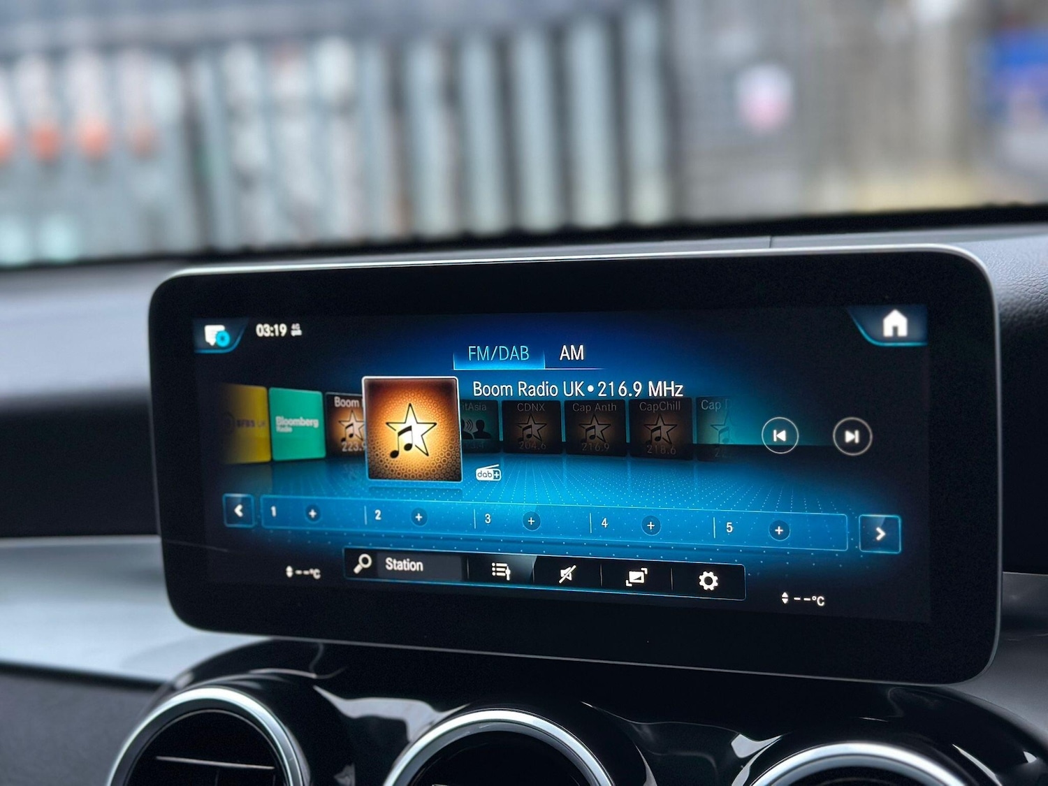 Used Mercedes-Benz GLC 2019 for sale - 76866293: Photo 28