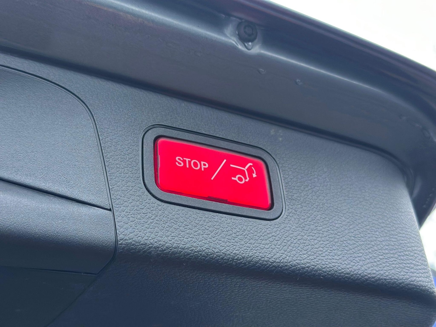 Used Mercedes-Benz GLC 2019 for sale - 76866293: Photo 32