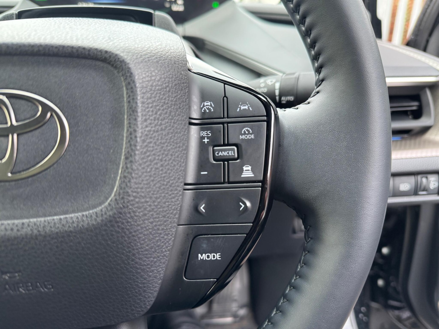 Used Toyota Prius 2025 for sale - 77155894: Photo 28