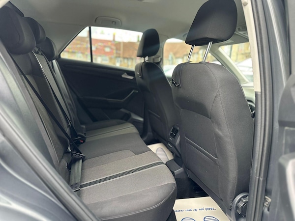 Used Volkswagen T-Roc 2021 for sale - 76032235: Photo 16