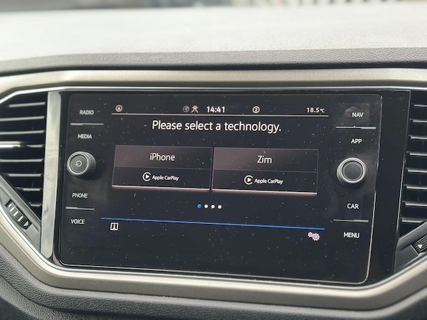 Used Volkswagen T-Roc 2021 for sale - 76032235: Photo 30