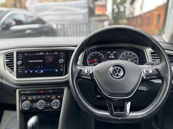 Used Volkswagen T-Roc 2021 for sale - 76032235: Photo 33