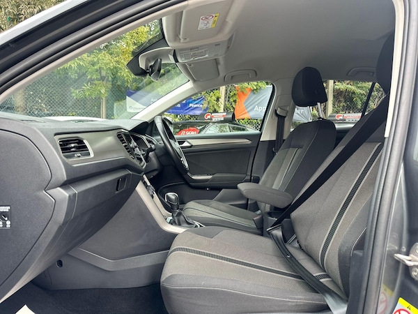 Used Volkswagen T-Roc 2021 for sale - 76032235: Photo 34