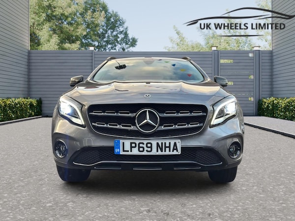 Used Mercedes-Benz GLA 2019 for sale - 76137256: Photo 3