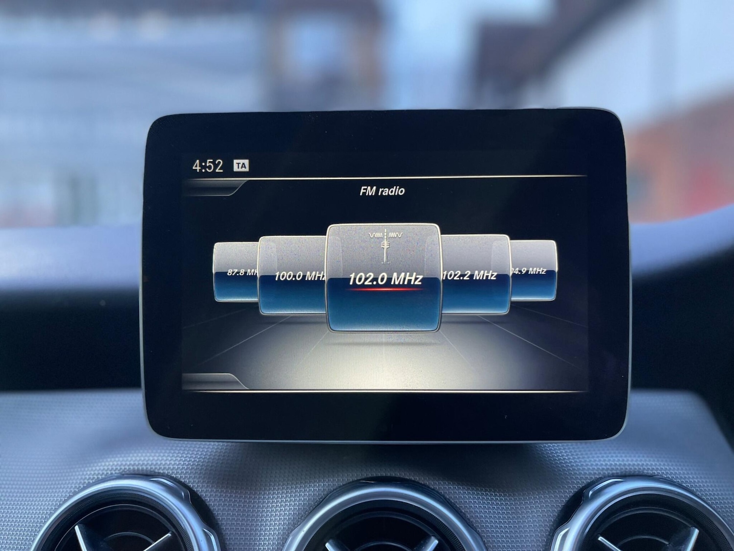 Used Mercedes-Benz GLA 2018 for sale - 77400613: Photo 17