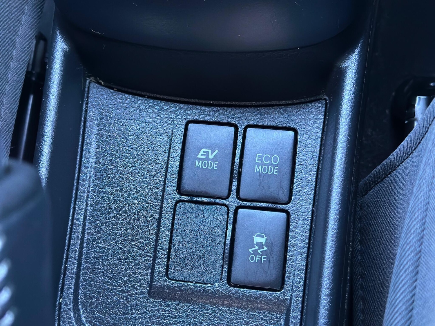 Used Toyota Yaris 2018 for sale - 77109839: Photo 25