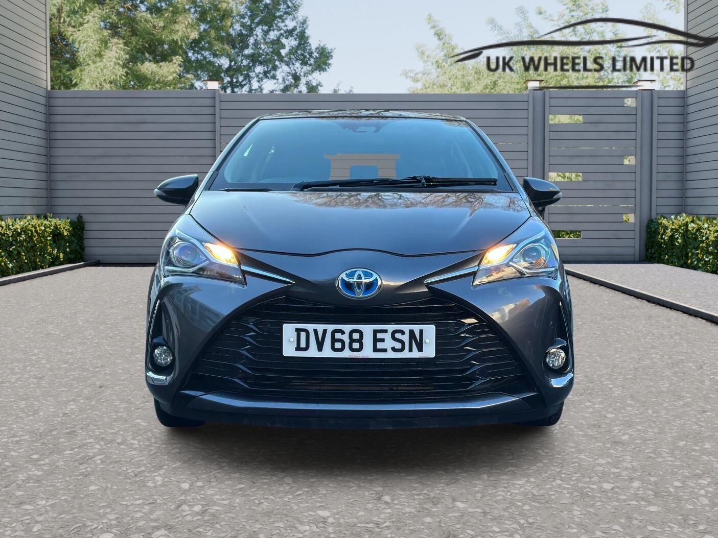 Used Toyota Yaris 2018 for sale - 77109839: Photo 4