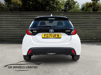 Used Toyota Yaris 2021 for sale - 79794049: Photo