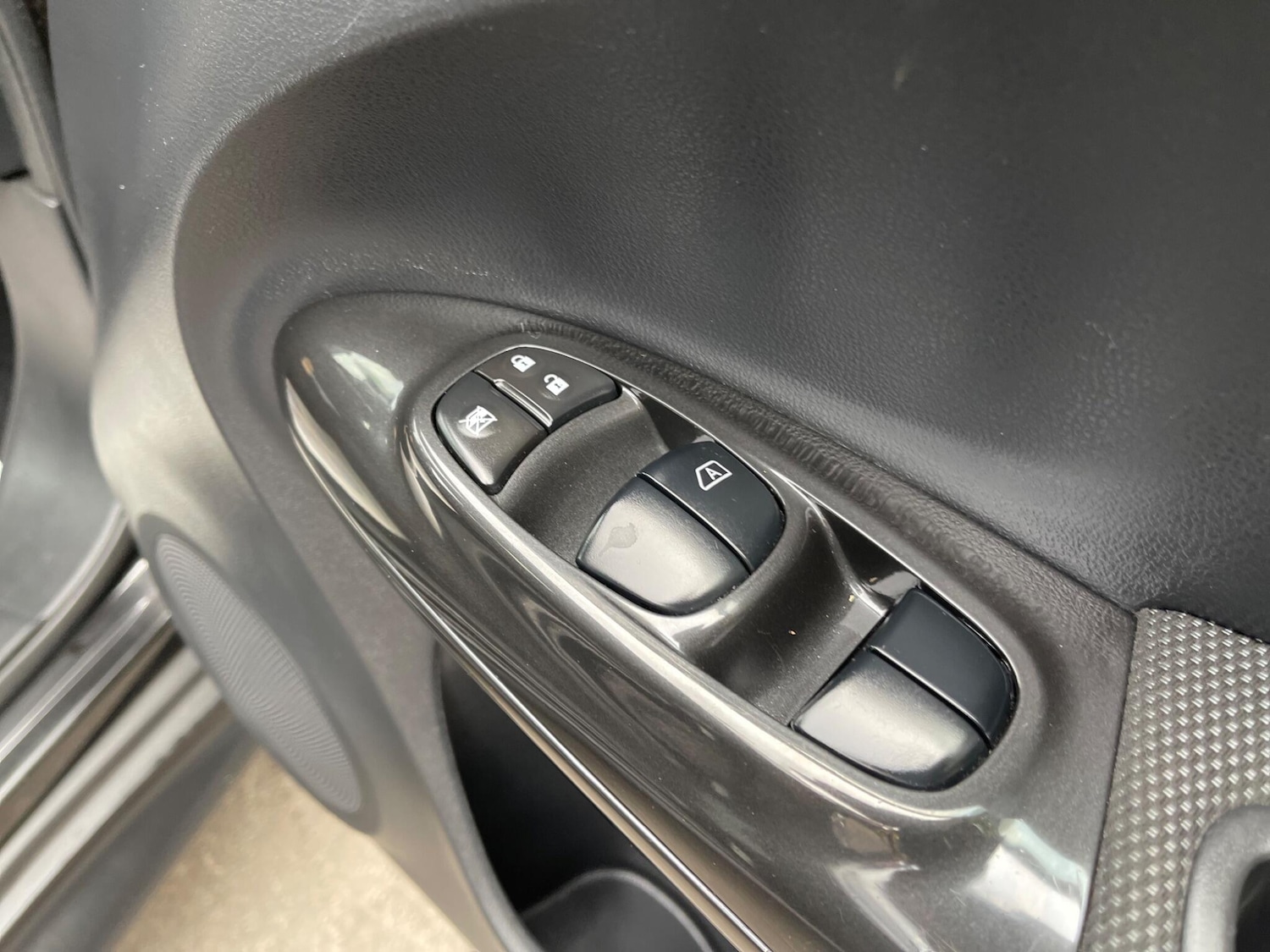 Used Nissan Juke 2016 for sale - 76239727: Photo 19