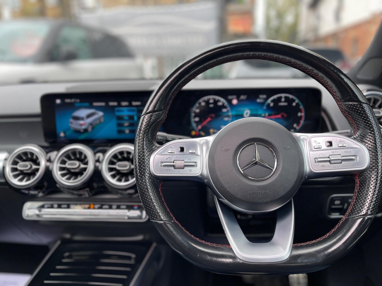 Used Mercedes-Benz GLB 2021 for sale - 76409096: Photo 18