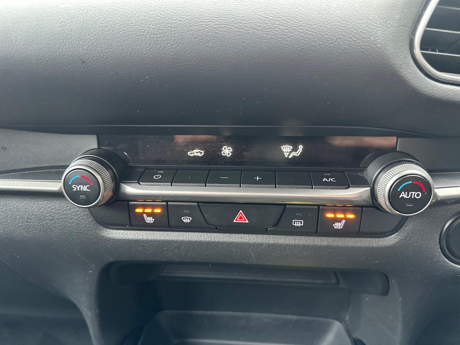 Used Mazda CX-30 2023 for sale - 75905560: Photo 16