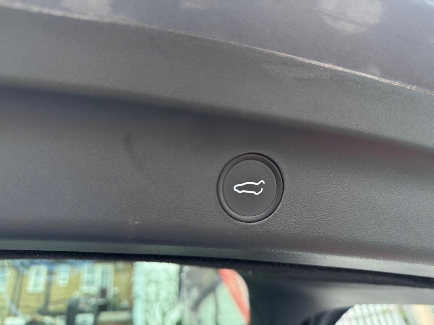 Used Tesla Model Y 2022 for sale - 77331124: Photo 32