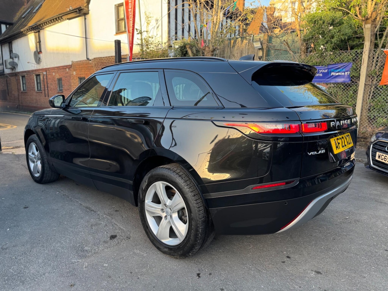 Used Land Rover Range Rover Velar 2022 for sale - 76607669: Photo 7