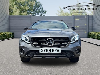 Used Mercedes-Benz GLA 2019 for sale - 75552534: Photo
