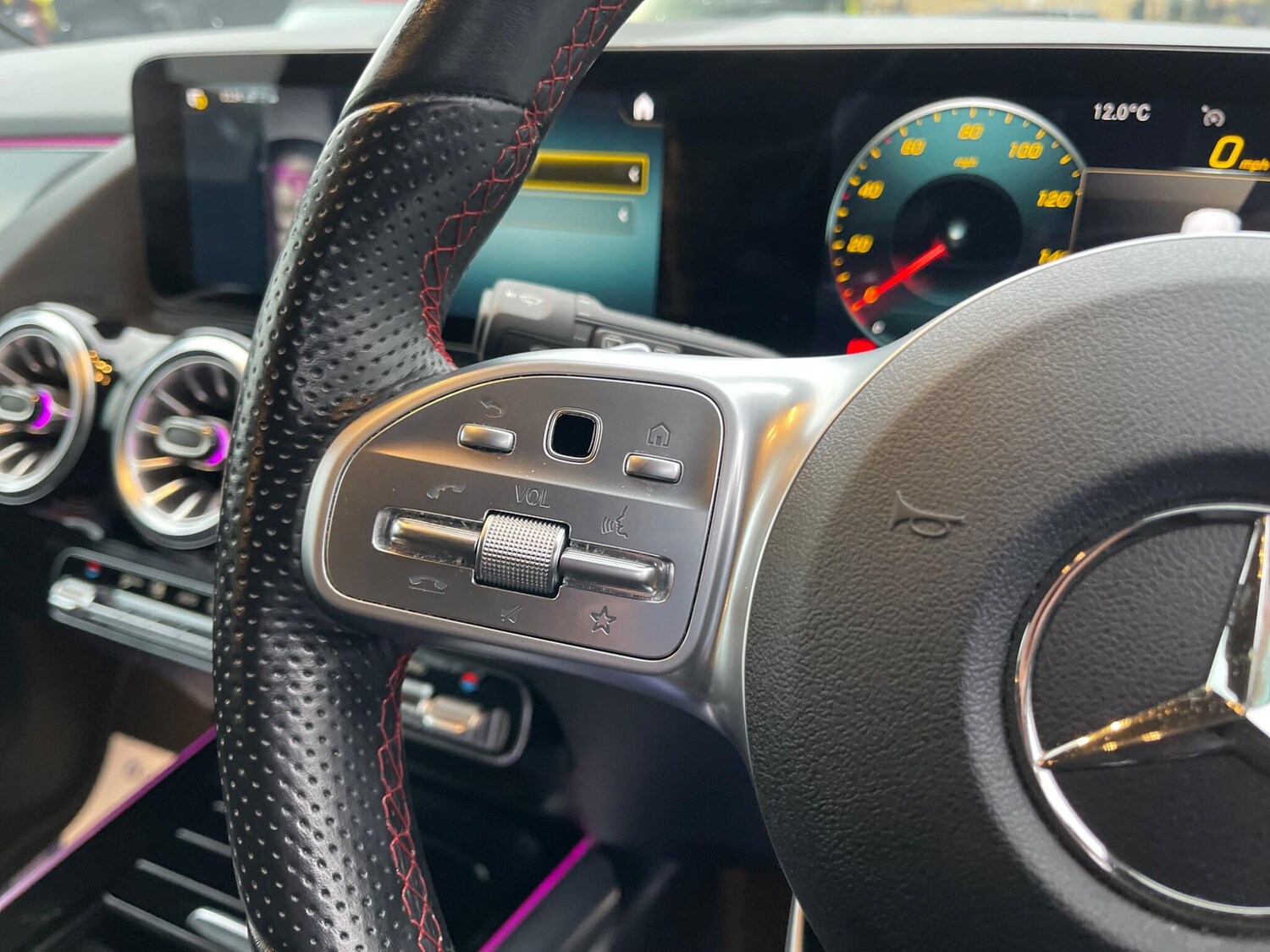 Used Mercedes-Benz GLA 2021 for sale - 76432508: Photo 23