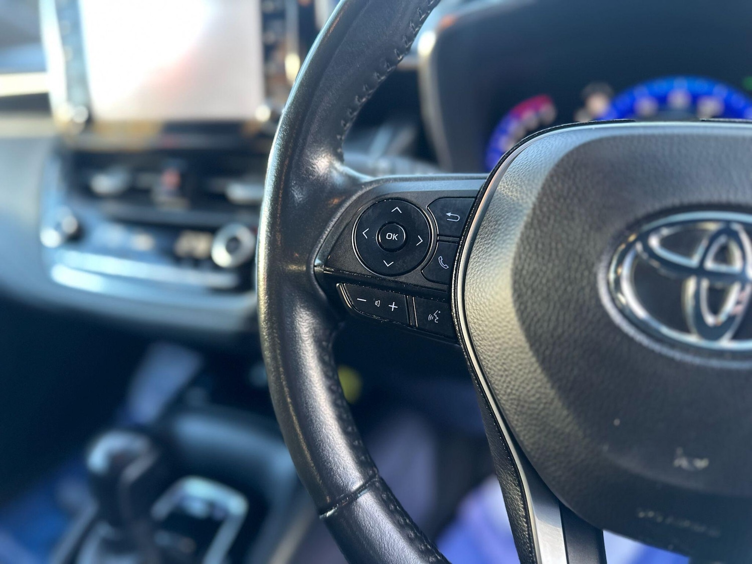 Used Toyota Corolla for sale - 76990352: Photo 23