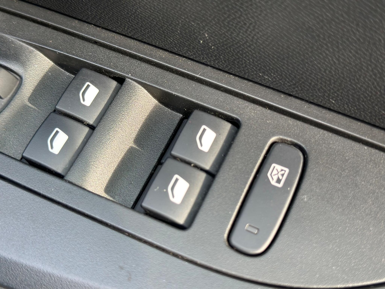 Used Peugeot 2008 for sale - 77175910: Photo 23