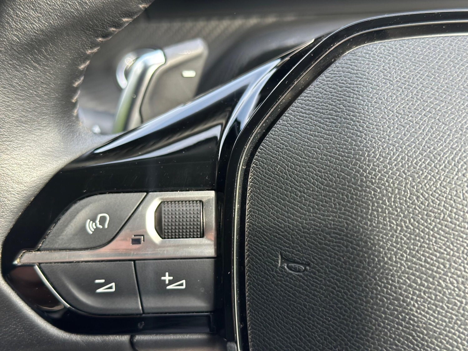 Used Peugeot 2008 for sale - 77175910: Photo 26