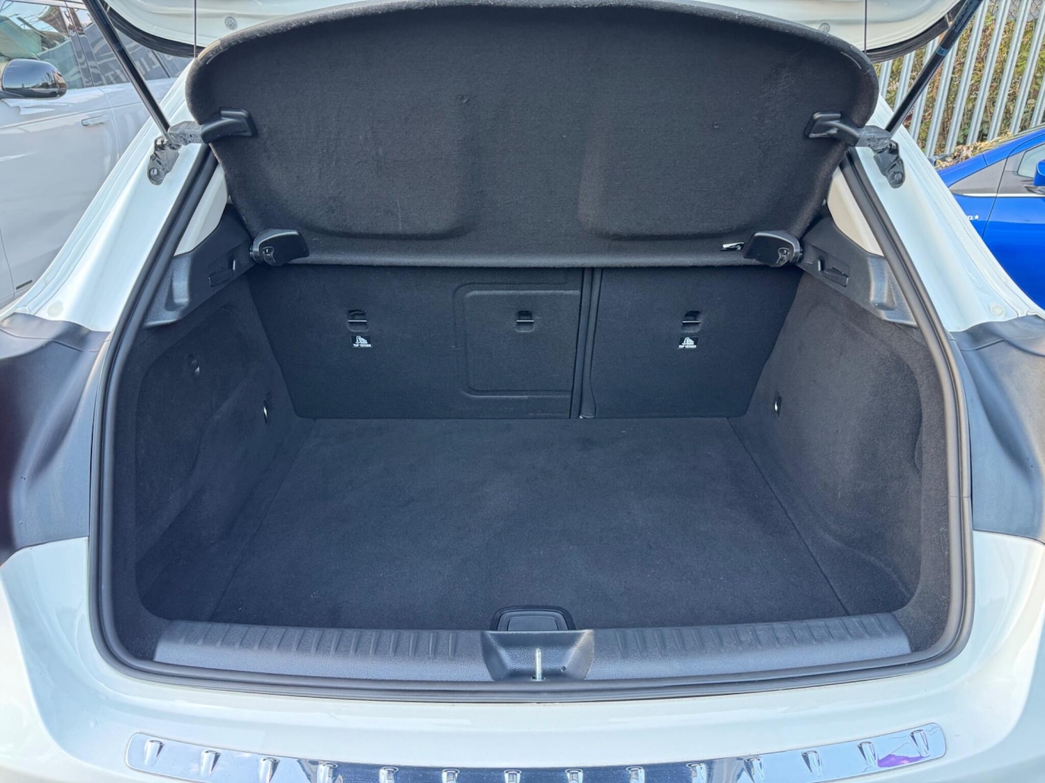 Used Mercedes-Benz GLA 2018 for sale - 76539017: Photo 37