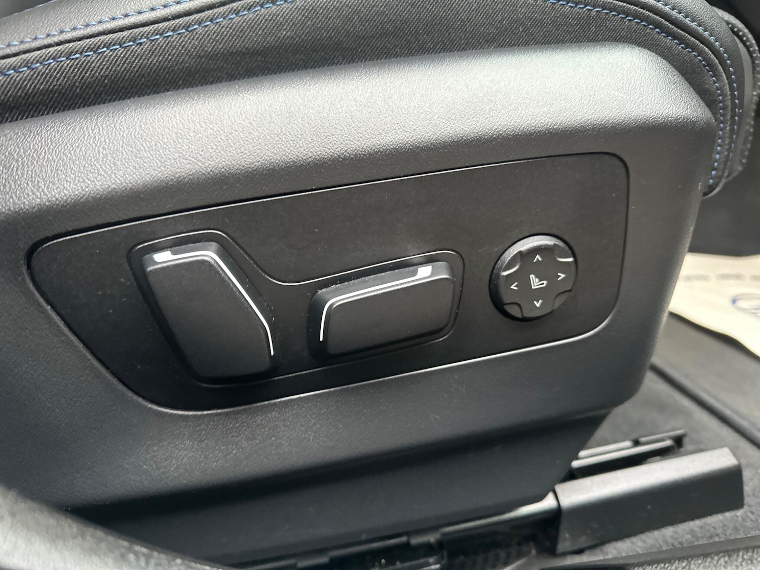 Used BMW 5 Series 2024 for sale - 77040127: Photo 36