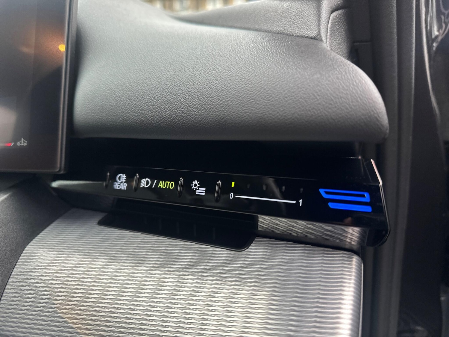 Used BMW 5 Series 2024 for sale - 77040127: Photo 67