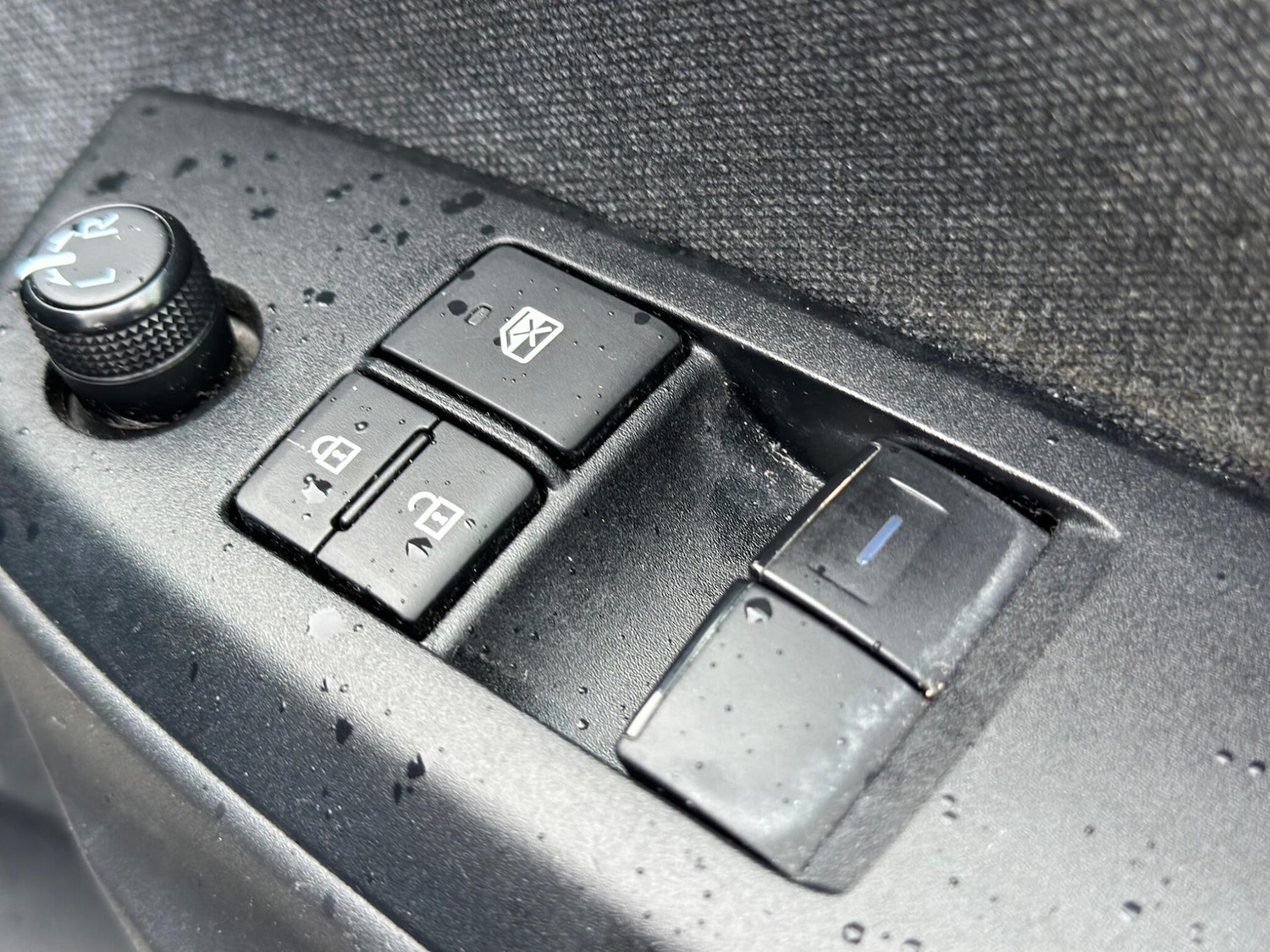 Used Toyota Yaris for sale - 77709472: Photo 35