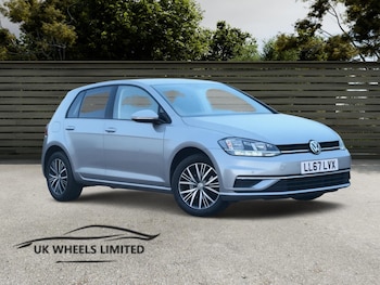 Used Volkswagen Golf 2018 for sale - 79158976: Photo