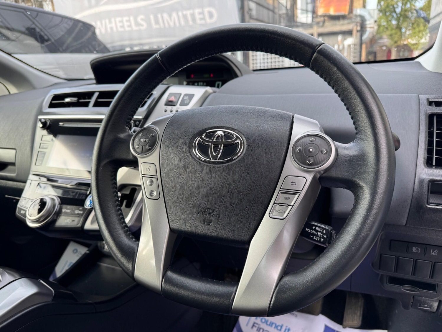 Used Toyota Prius+ for sale - 77016590: Photo 18