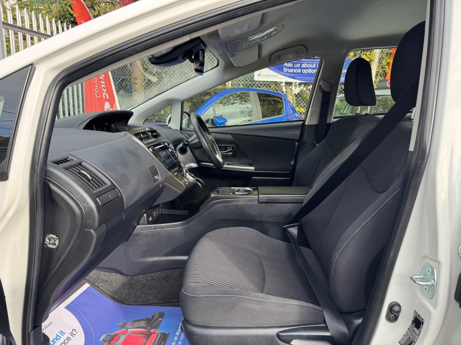 Used Toyota Prius+ for sale - 77016590: Photo 23