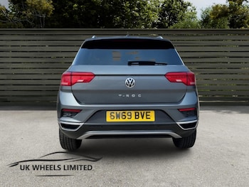 Used Volkswagen T-Roc 2019 for sale - 79224264: Photo