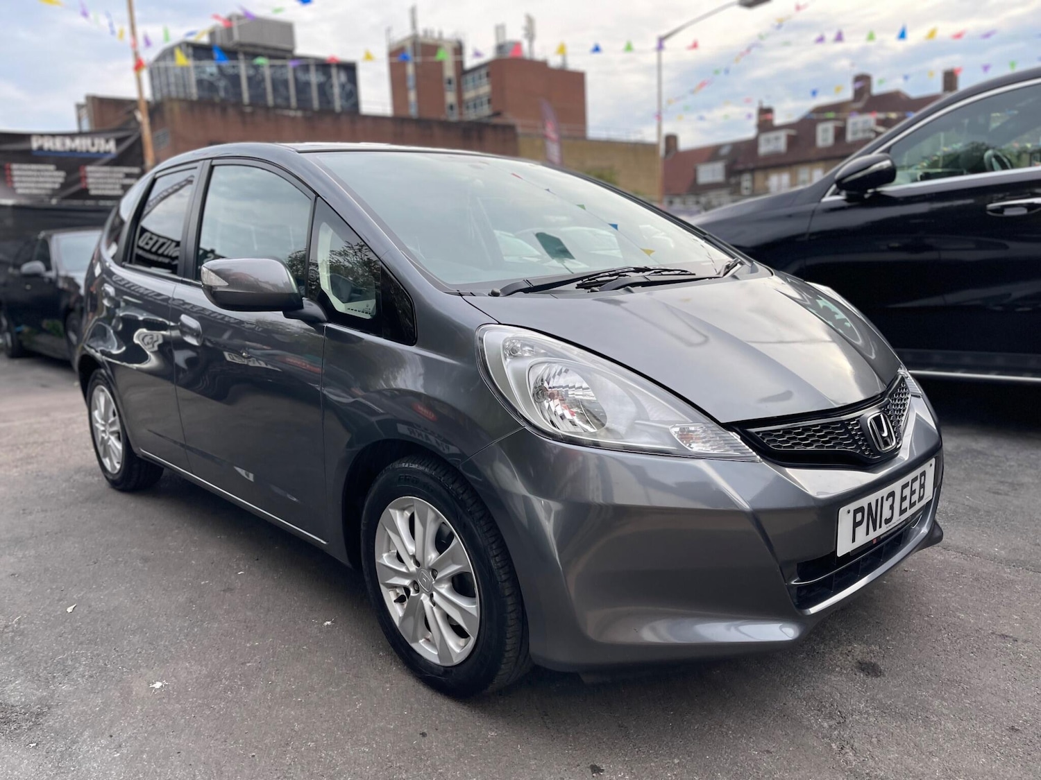 Used Honda Jazz 2013 for sale - 76108937: Photo 11