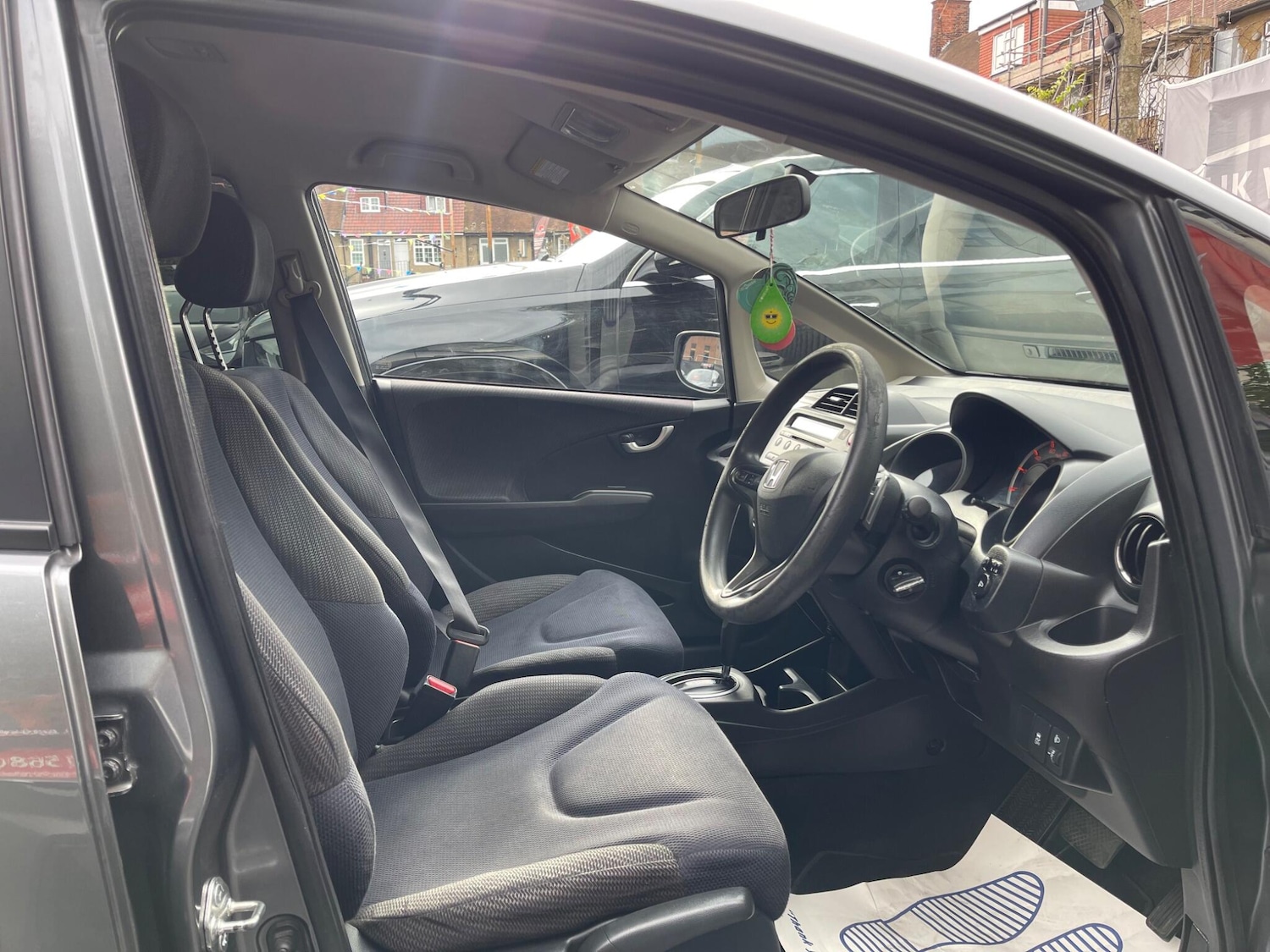 Used Honda Jazz 2013 for sale - 76108937: Photo 14