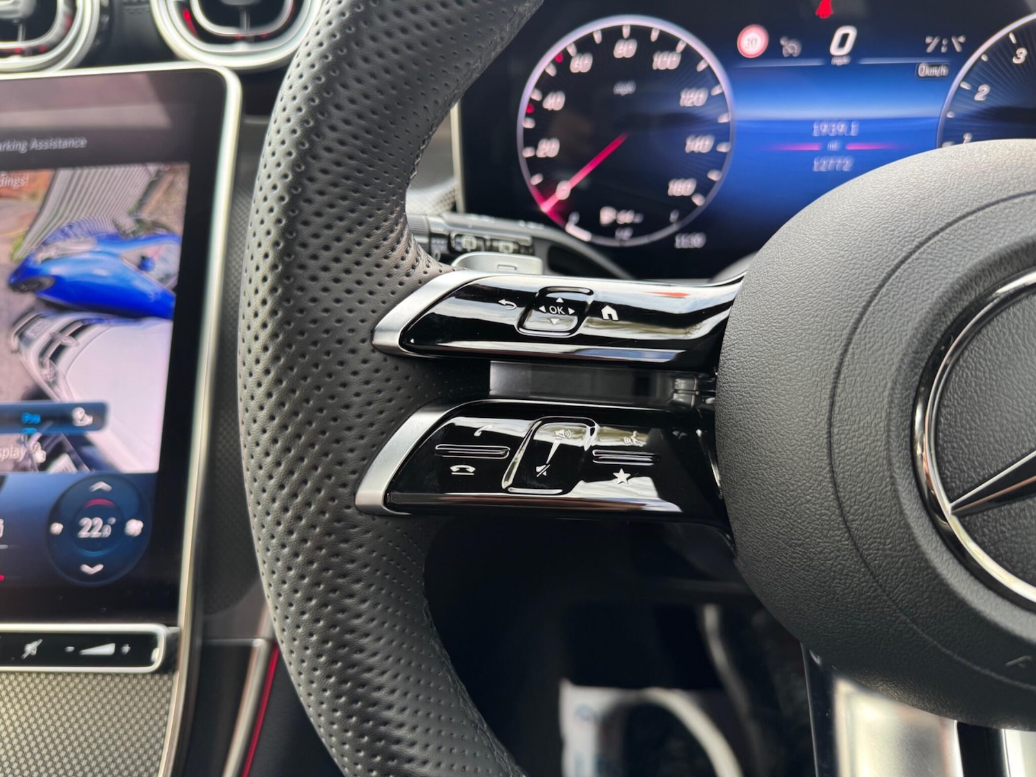 Used Mercedes-Benz GLC 2023 for sale - 76498464: Photo 23