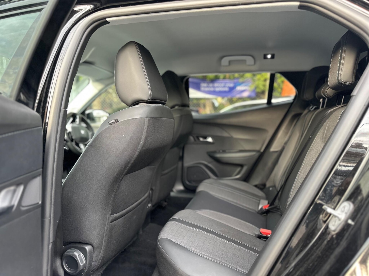 Used Peugeot 2008 2022 for sale - 75905718: Photo 12