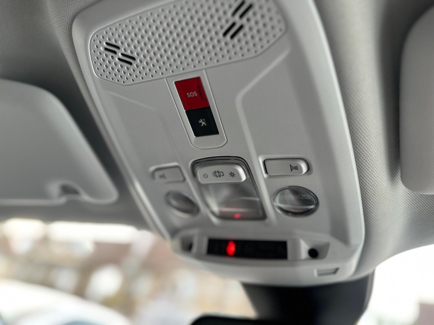 Used Peugeot 2008 2022 for sale - 75905718: Photo 15