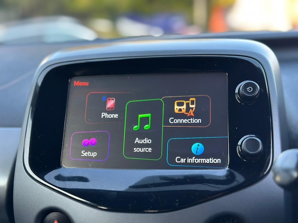 Used Toyota AYGO 2018 for sale - 76108739: Photo 24