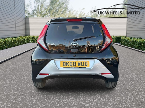 Used Toyota AYGO 2018 for sale - 76108739: Photo 4