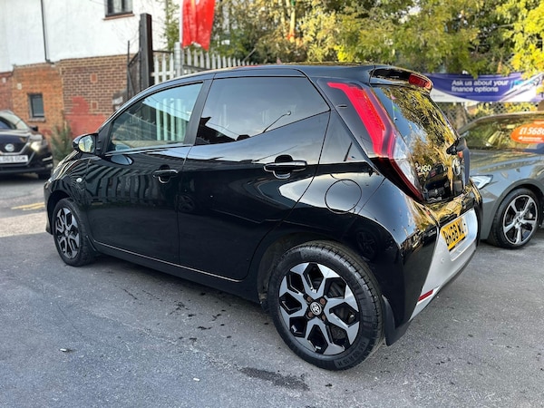Used Toyota AYGO 2018 for sale - 76108739: Photo 9
