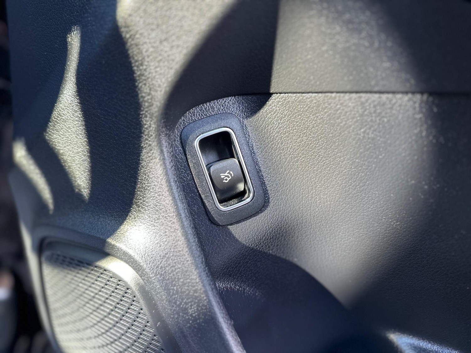 Used Mercedes-Benz CLA 2021 for sale - 77130723: Photo 40