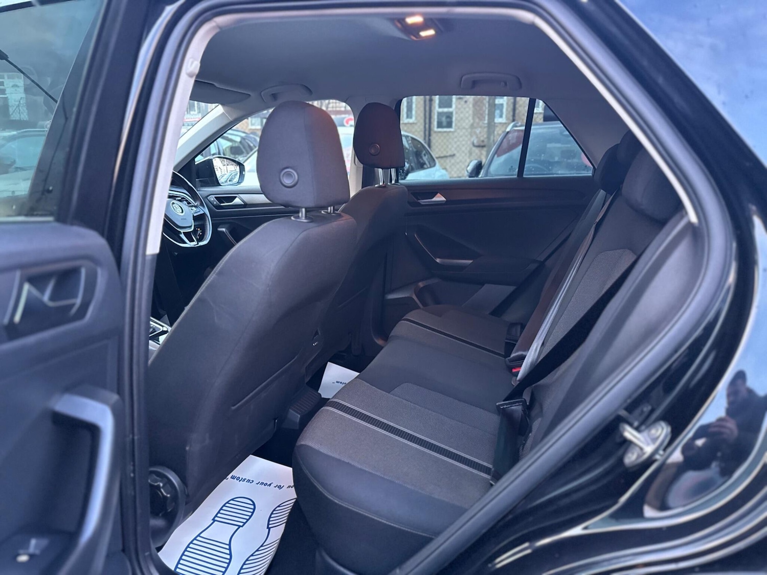 Used Volkswagen T-Roc for sale - 77704942: Photo 11