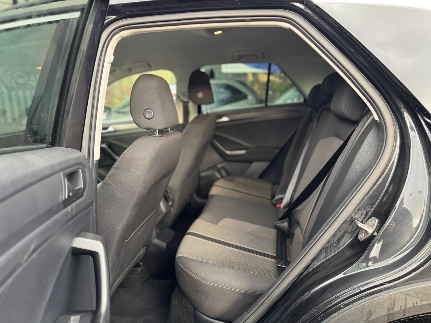 Used Volkswagen T-Roc for sale - 77704942: Photo 19