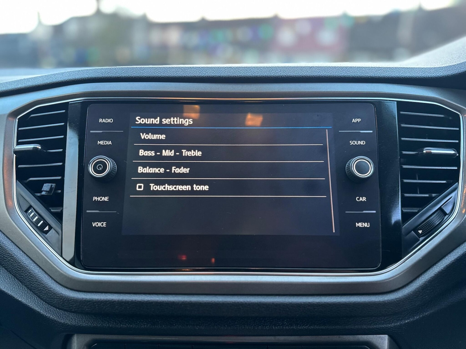 Used Volkswagen T-Roc for sale - 77704942: Photo 24