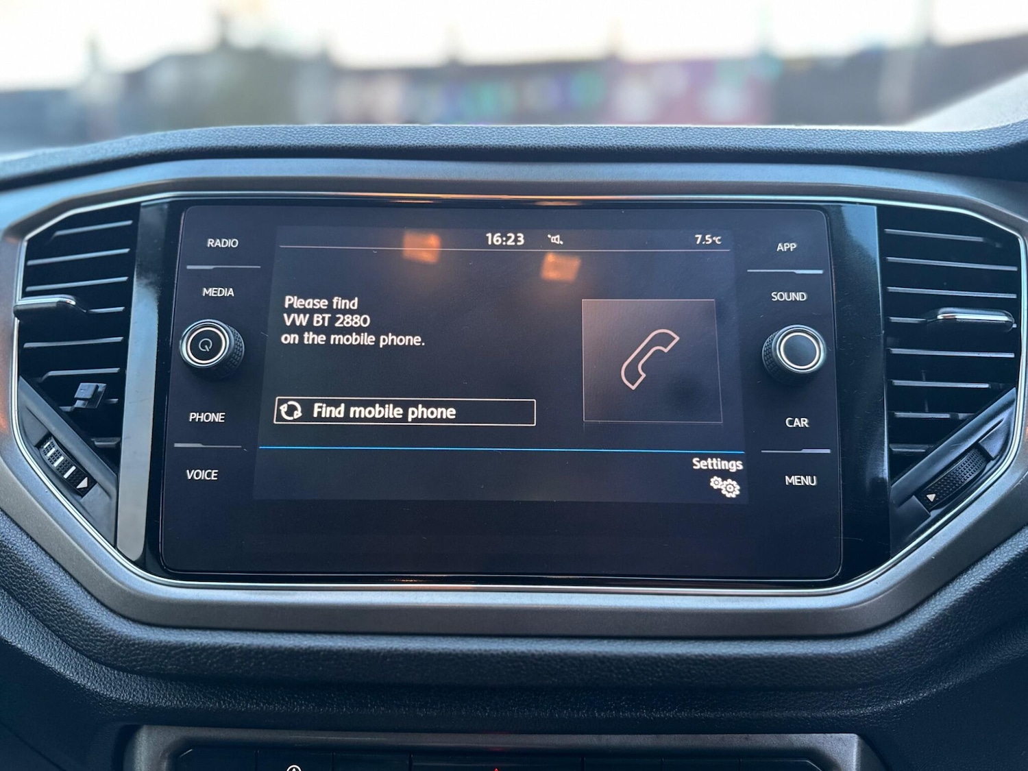 Used Volkswagen T-Roc for sale - 77704942: Photo 26