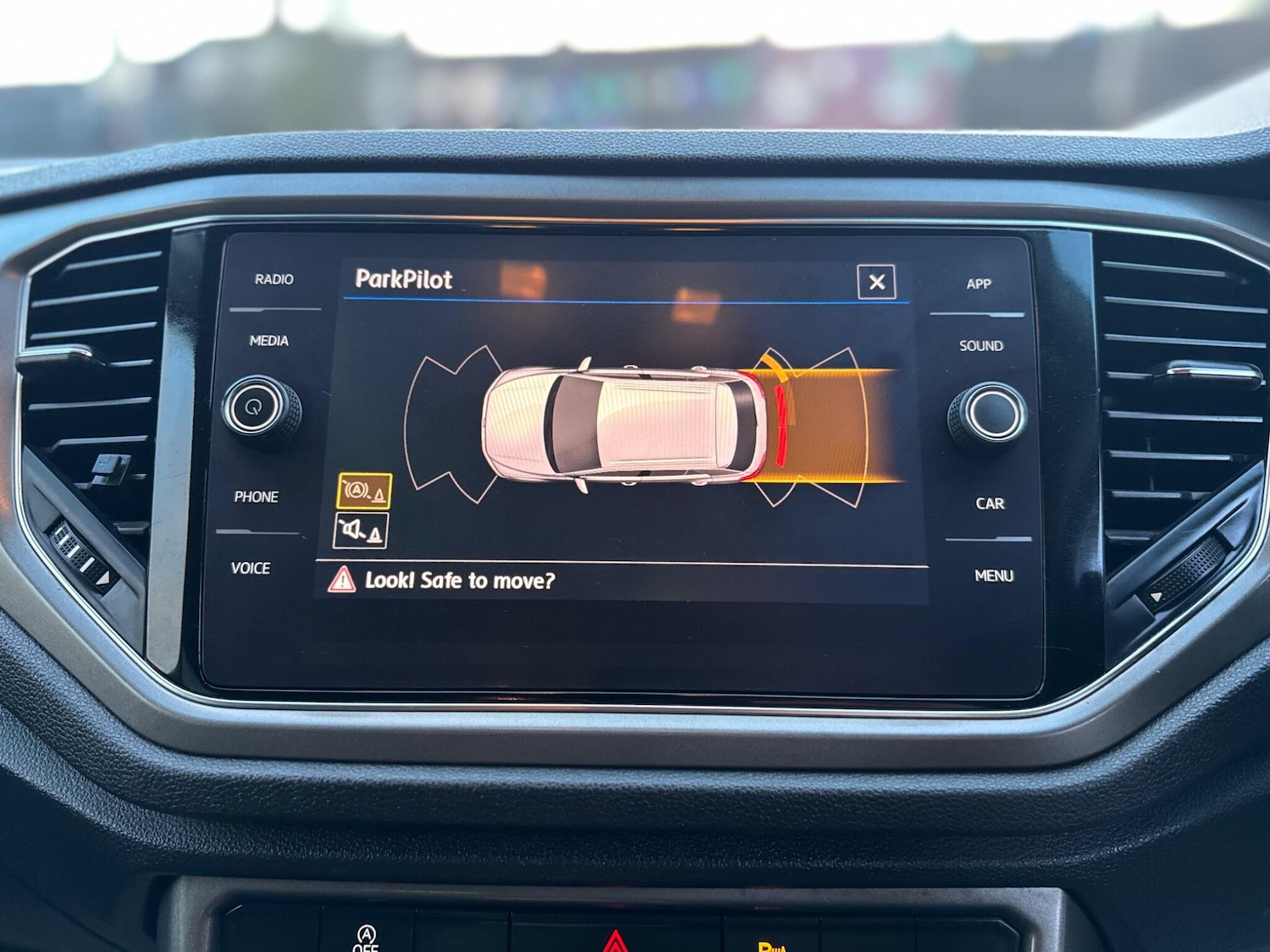 Used Volkswagen T-Roc for sale - 77704942: Photo 27